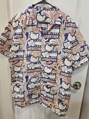 Woodstock Graphic Short-Sleeve Button-Down Shirt - Navy, Pink & Cream